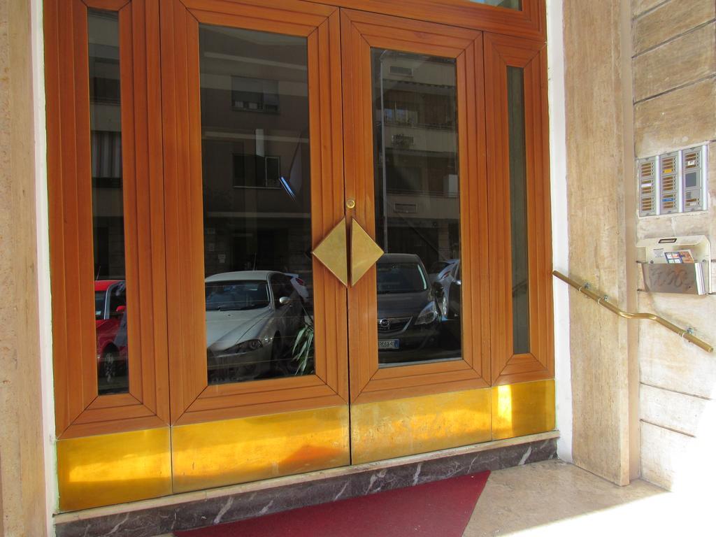 Pianeta Roma 127 Bed and Breakfast Εξωτερικό φωτογραφία
